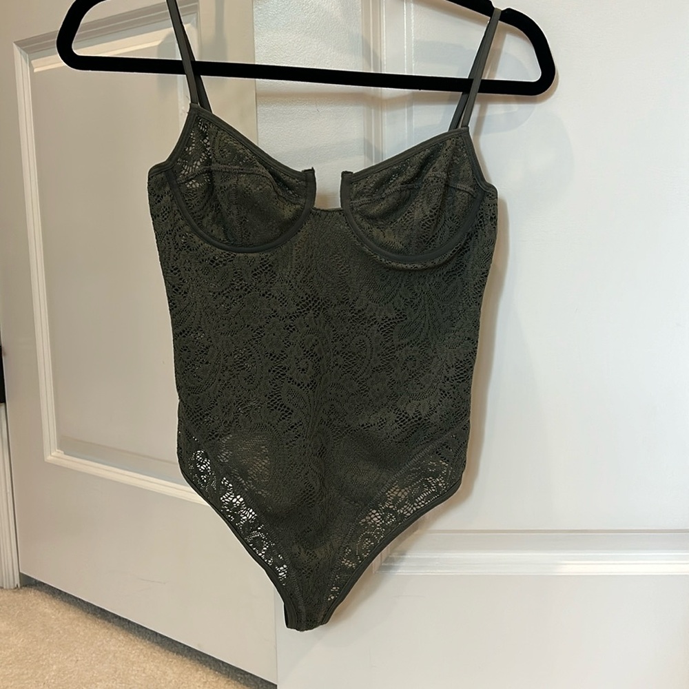 Urban outfitters green lace, bodysuit bustier corset top